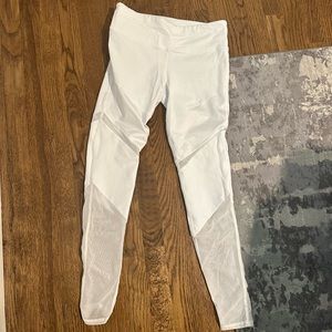 ALO White Leggings